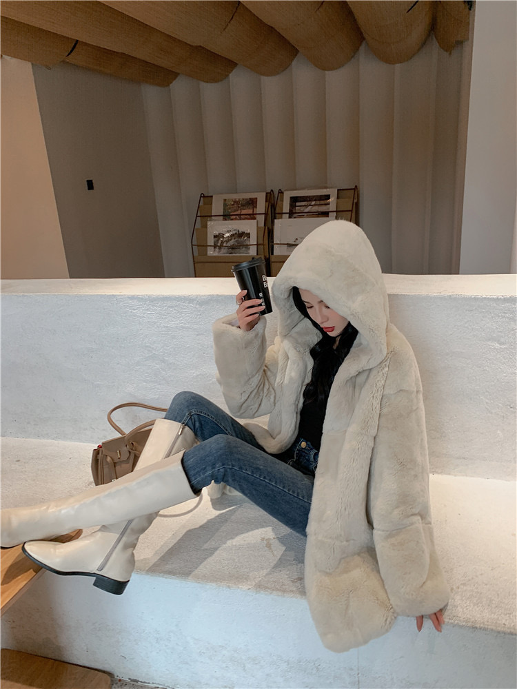 pepco เสื้อเฟอร์กันหนาว หมวกฮู้ด เสื้อขน FLUFFY Coat แบรนด์ PEPCO ดำ / เบจ