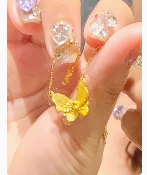 สร้อยคอทองคำ พร้อม จี้ผีเสื้อ ทอง ชุบ 18 K สร้อยทองสวย ๆ ใส่ออกงาน เที่ยว เก๋ ๆ 639537