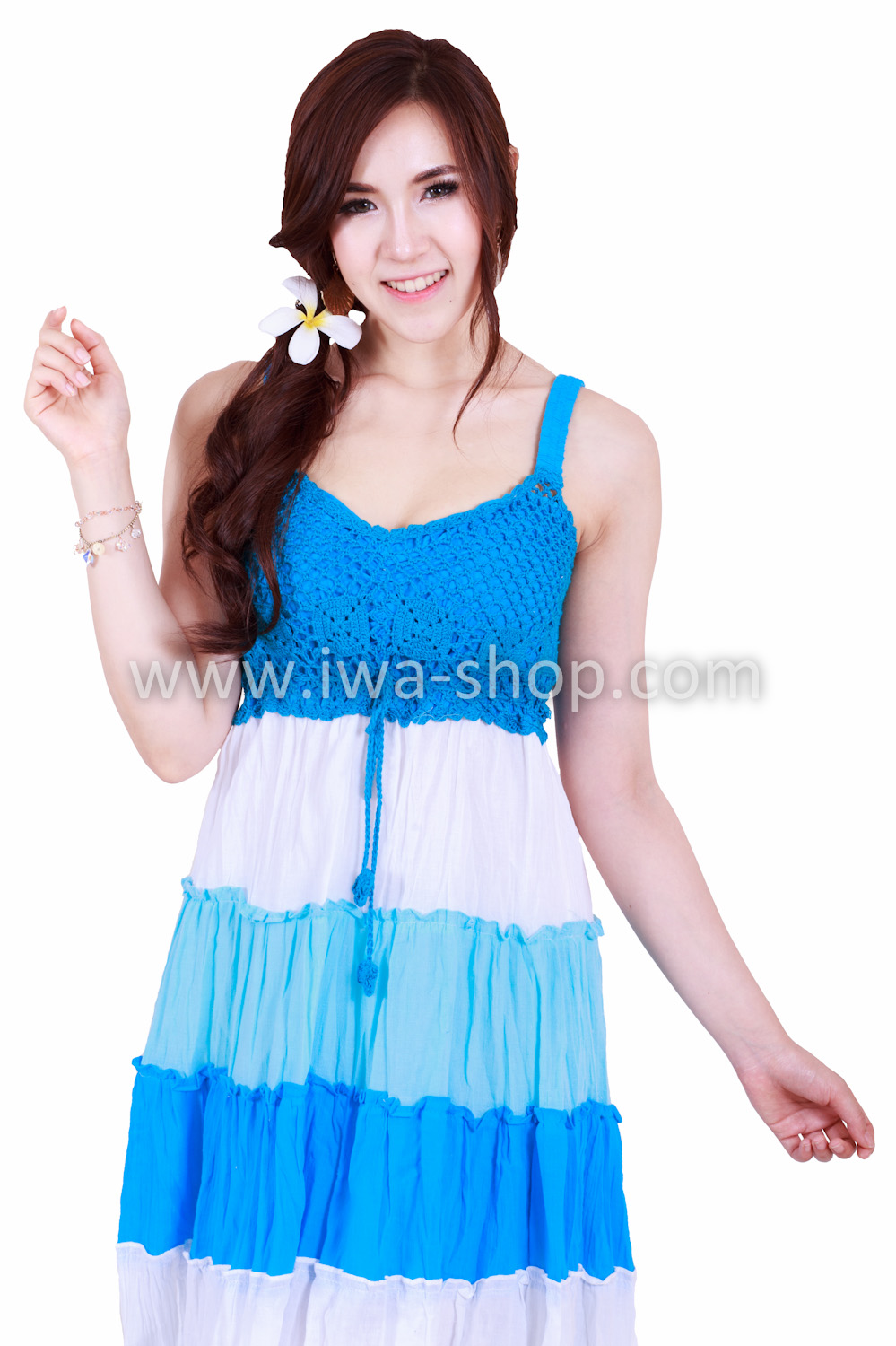 ชุดเดรสโครเชต์สลับสี ฟ้าขาว ชุดถักโครเชต์ ชุดเดรสฮาวาย ชุดฮาวายน่ารัก ชุดเที่ยวทะเล ชุดเดรสไปทะเล น่ารักๆ maxi dress ทะเล