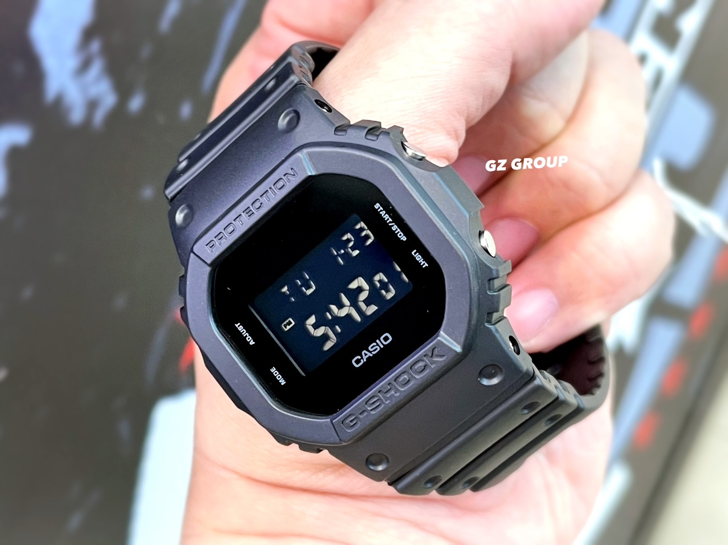 CASIO MID YEAR SALE G-SHOCK นาฬิกาข้อมือ นาฬิกากันน้ำ นาฬิกาของแท้ ประกันศูนย์ CMG 1 ปี รุ่น DW-5600UBB-1D นาฬิกาสีดำ