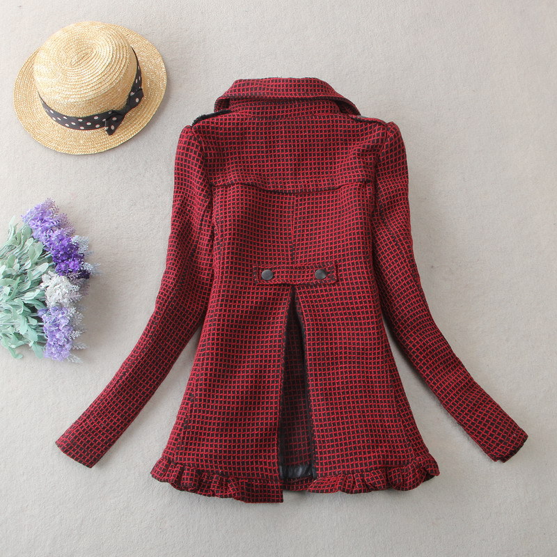 ชุดคลุม เสื้อโค้ด coat ตัวยาว ปลายแต่งจีบทวิสต์ สีแดง ผ้าหนา สวยหรูมากคะ 2 สี แดง/น้ำเงิน
