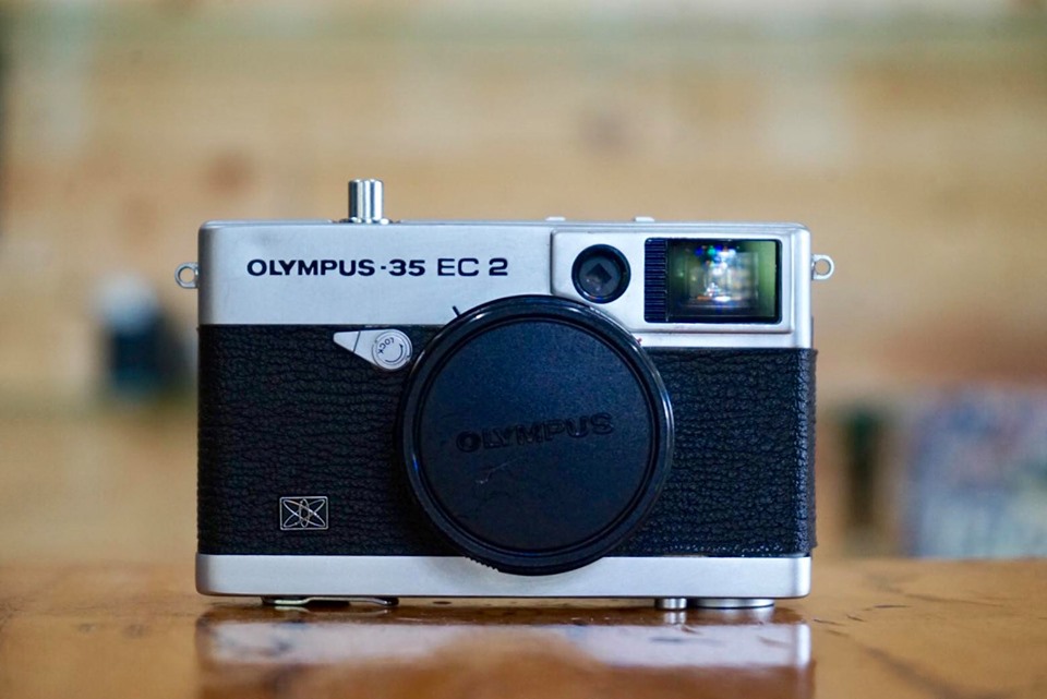 OLYMPUS-35 EC2 OLYMPUS E.ZUIKO 42MM.F2.8