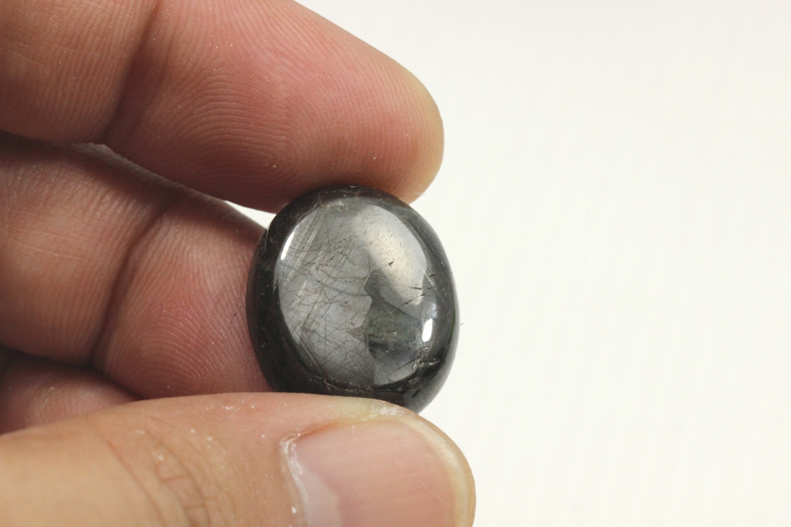 พลอยแบล็คสตาร์