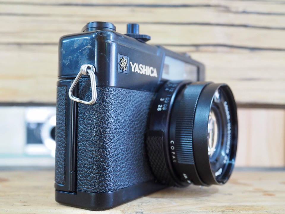 YASHICA ELECTRO 35GX YASHICA COLOR-YASHINON DX 40MM.F1.7