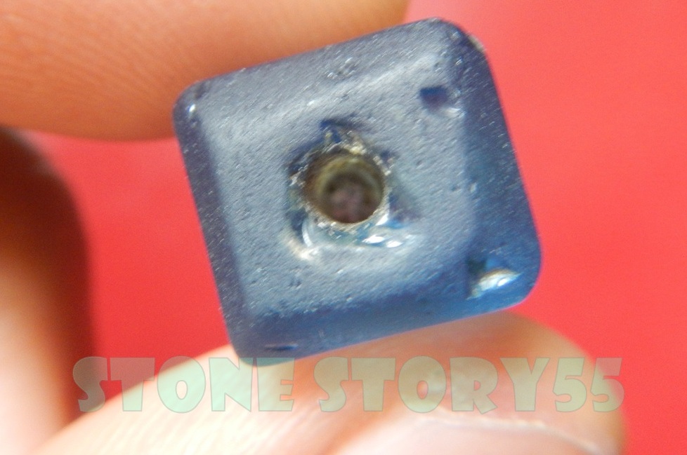 ลูกปัดโบราณสีฟ้า