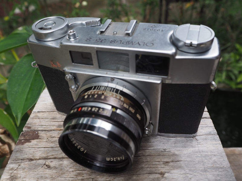 OLYMPUS 35-S OLYMPUS G-ZUIKO 42MM.F1.8