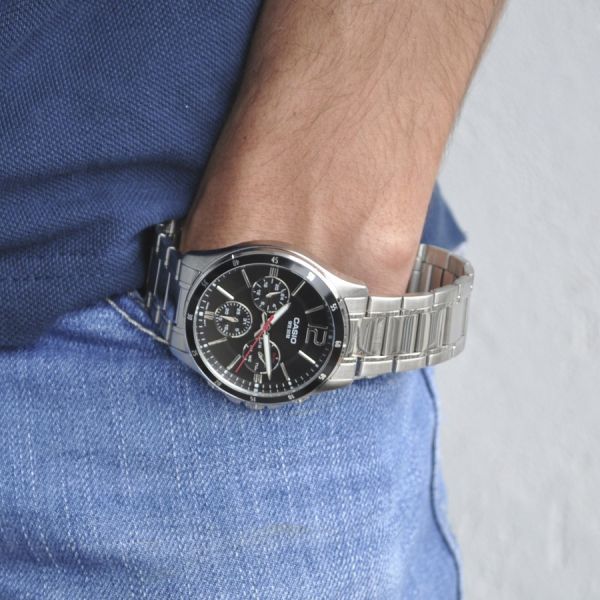 CASIO นาฬิกาคาสิโอ นาฬิกาข้อมือ นาฬิกากันน้ำ นาฬิกาของแท้ ประกันศูนย์ CMG 1 ปี รุ่น MTP-1375D-1A นาฬิกาสีเงิน