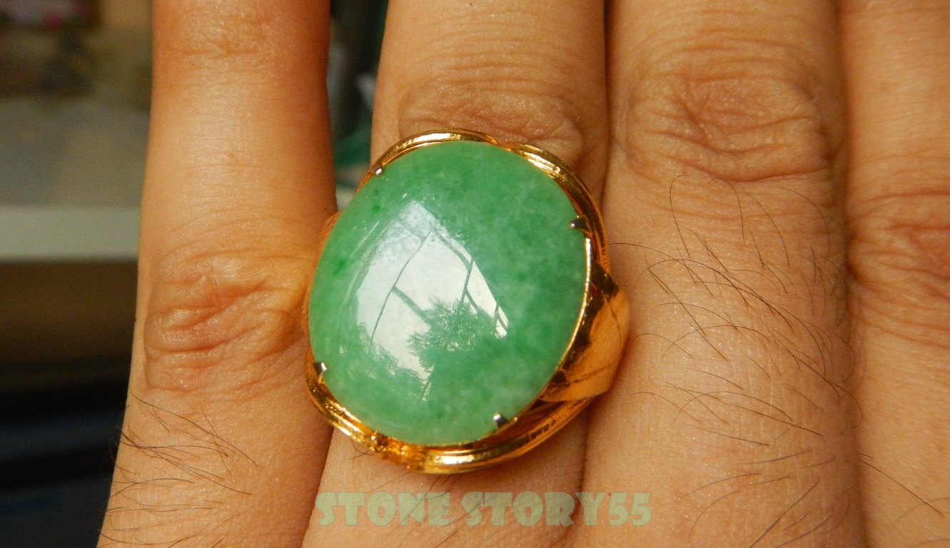 หยกพม่าแท้