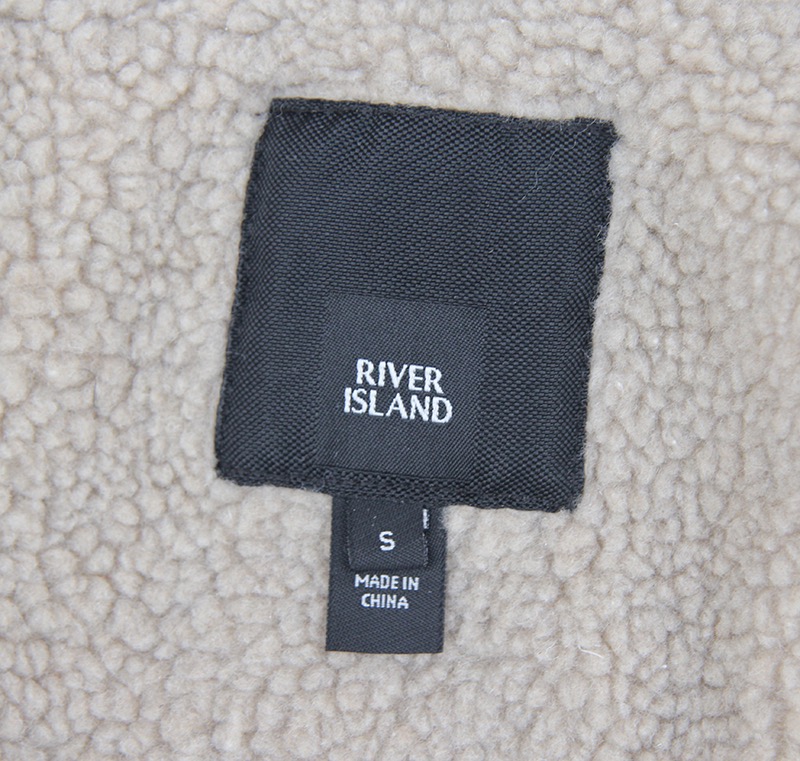 River Island เสื้อทหาร เสื้อฮู้ด เสื้อนอกแนวทหาร แพทเทินสวย เท่ห์มาก คะ ลายพราง
