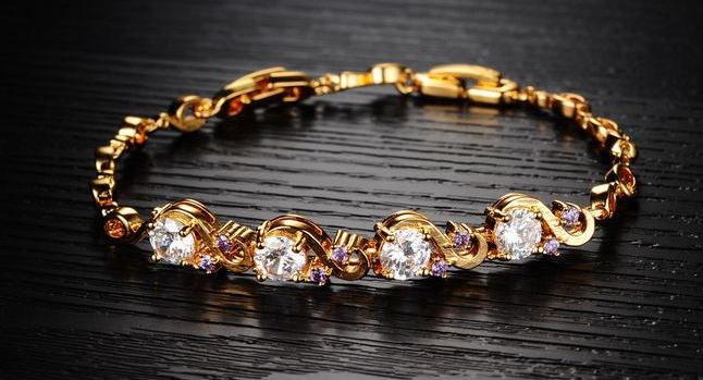 สร้อยข้อมือทอง ฝังเพชร CZ AAA ทอง 18 K เส้นกำลังดี ติดพลอยเม็ดเล็ก เพิ่มความหรูหรา ดีไซน์ โค้งสลับ ของขวัญให้แฟน ใส่ออกงาน สวยหรู 906518