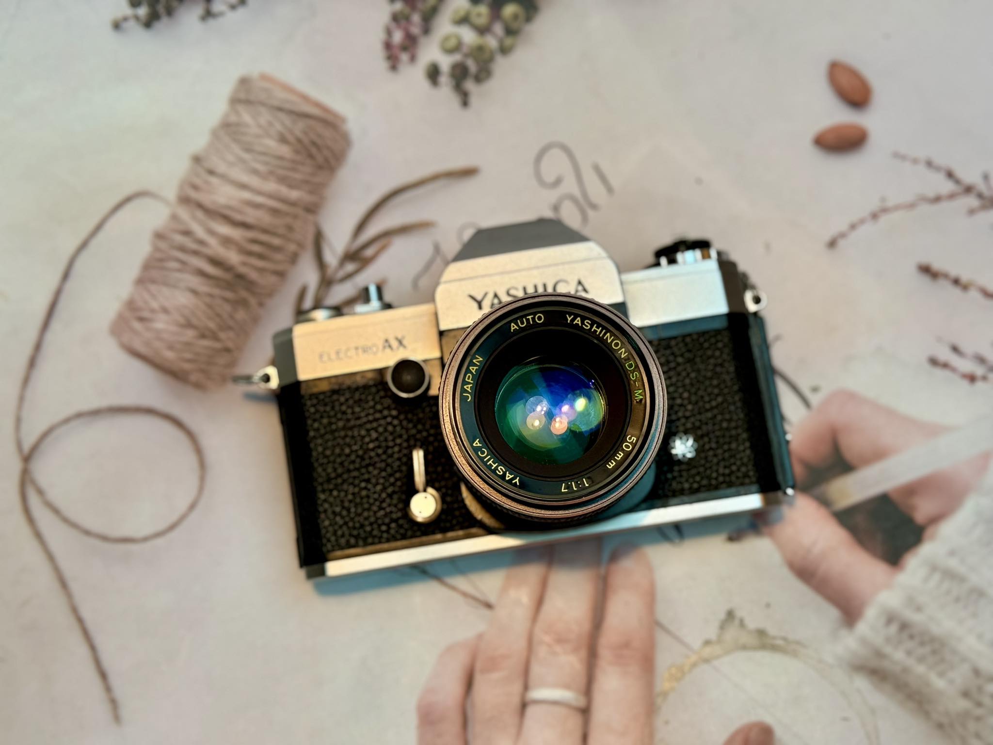 YASHICA ELECTRO AX YASHICA AUTO YASHINON DS-M 50MM.F1.7