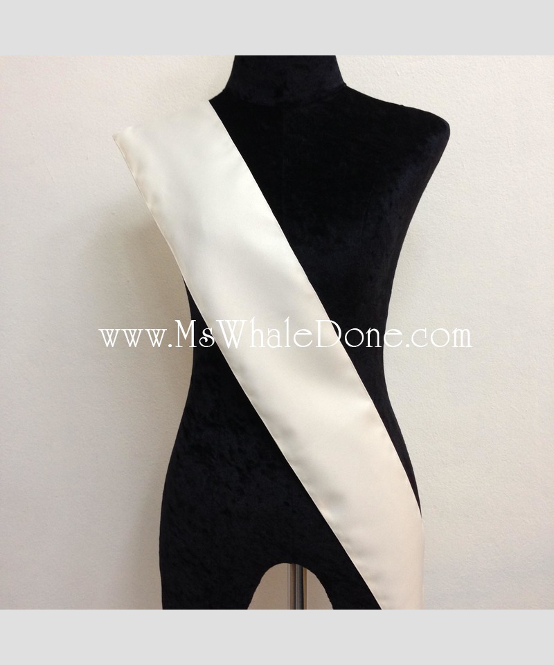 21สี สายสะพายเปล่า ผ้ากึ่งเงากึ่งด้าน ไม่เก็บฝุ่น ไม่กระตุ้นภูมิแพ้ ไม่ใช่กำมะหยี่ มีทั้งแต่งขอบ/ไม่แต่งขอบ