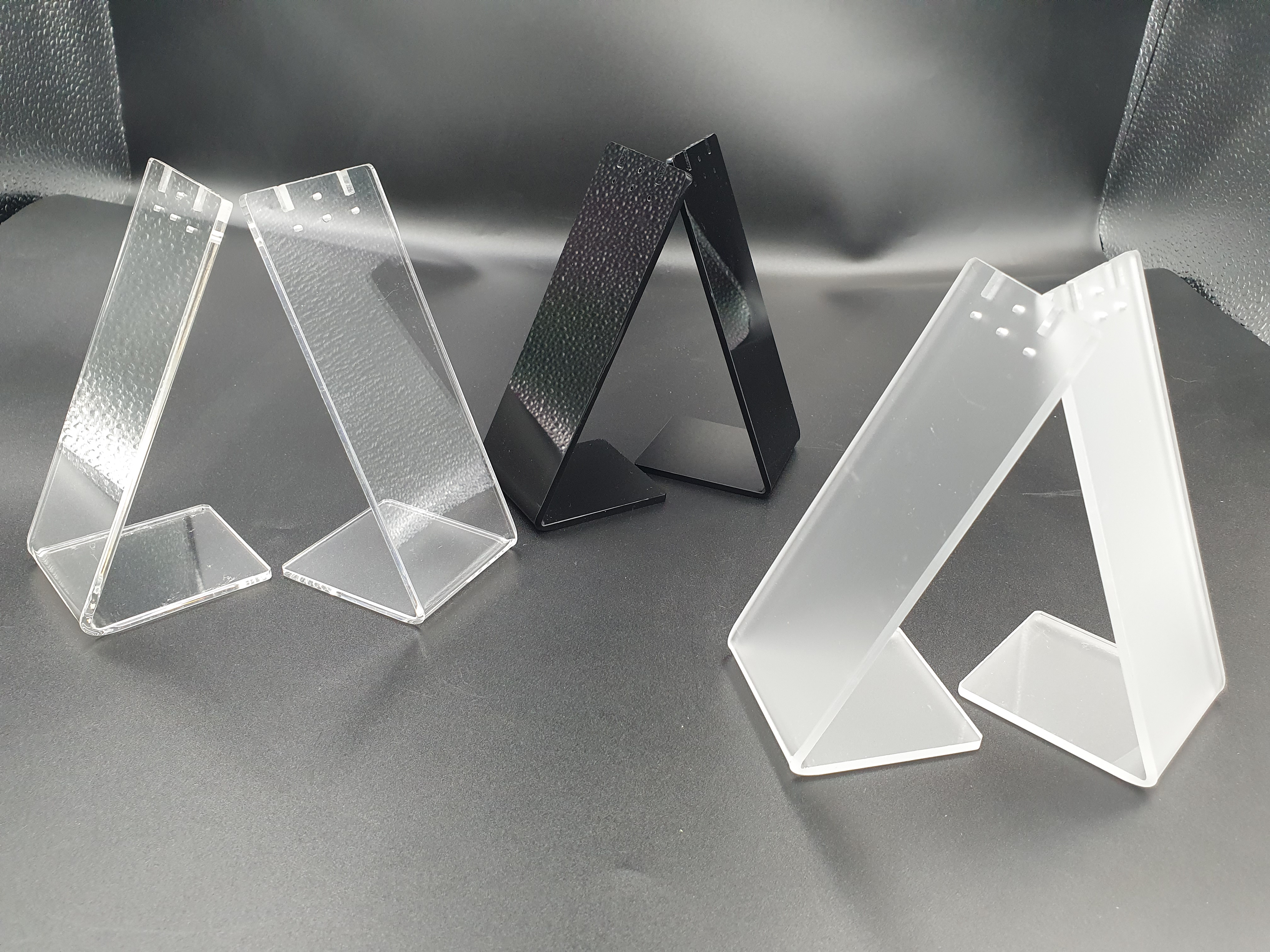 แท่นโชว์ต่างหูสีใส 2 ชิ้น / 1 ชุด