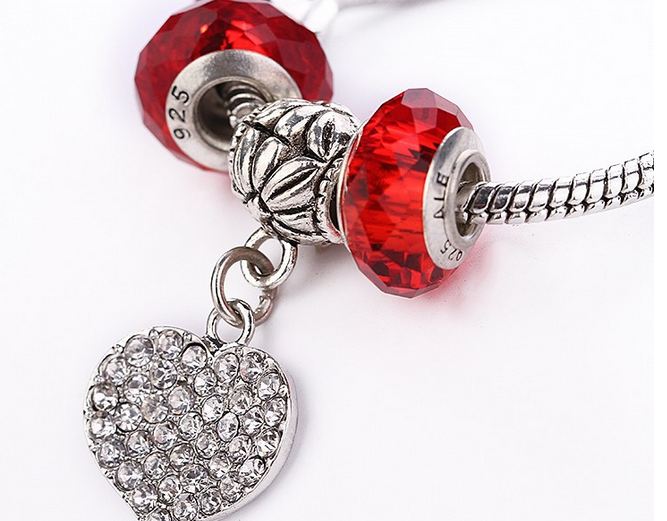 สร้อยข้อมือ Diy สไตล์ Pandora แต่ง ชาร์ม ห้อยจี้ หัวใจฝังเพชร สร้อยข้อมือผู้หญิง แฟชั่น ร้อยคริสตัลแท้ สุดหรู ของขวัญวันเกิด วันครบรอบ ให้แฟน 435784
