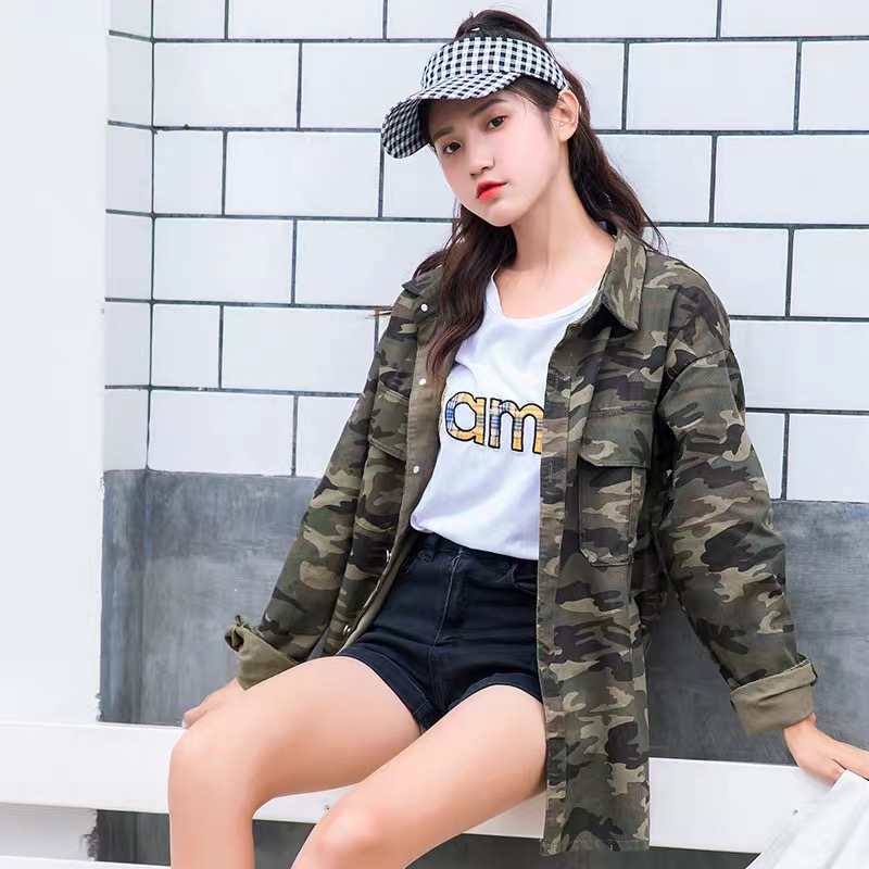 เสื้อเขียวทหาร เสื้อนอก เสื้อคลุมลายพราง แนวทหาร แพทเทินสวย เท่ห์มาก คะ ลายพราง