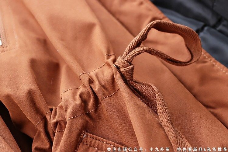 Forever21 เสื้อโค้ทฮู้ดกันหนาว เสื้อปาร์กา parka สีเขียว แต่งเฟอร์ แบรนด์ FOREVER21 เขียว