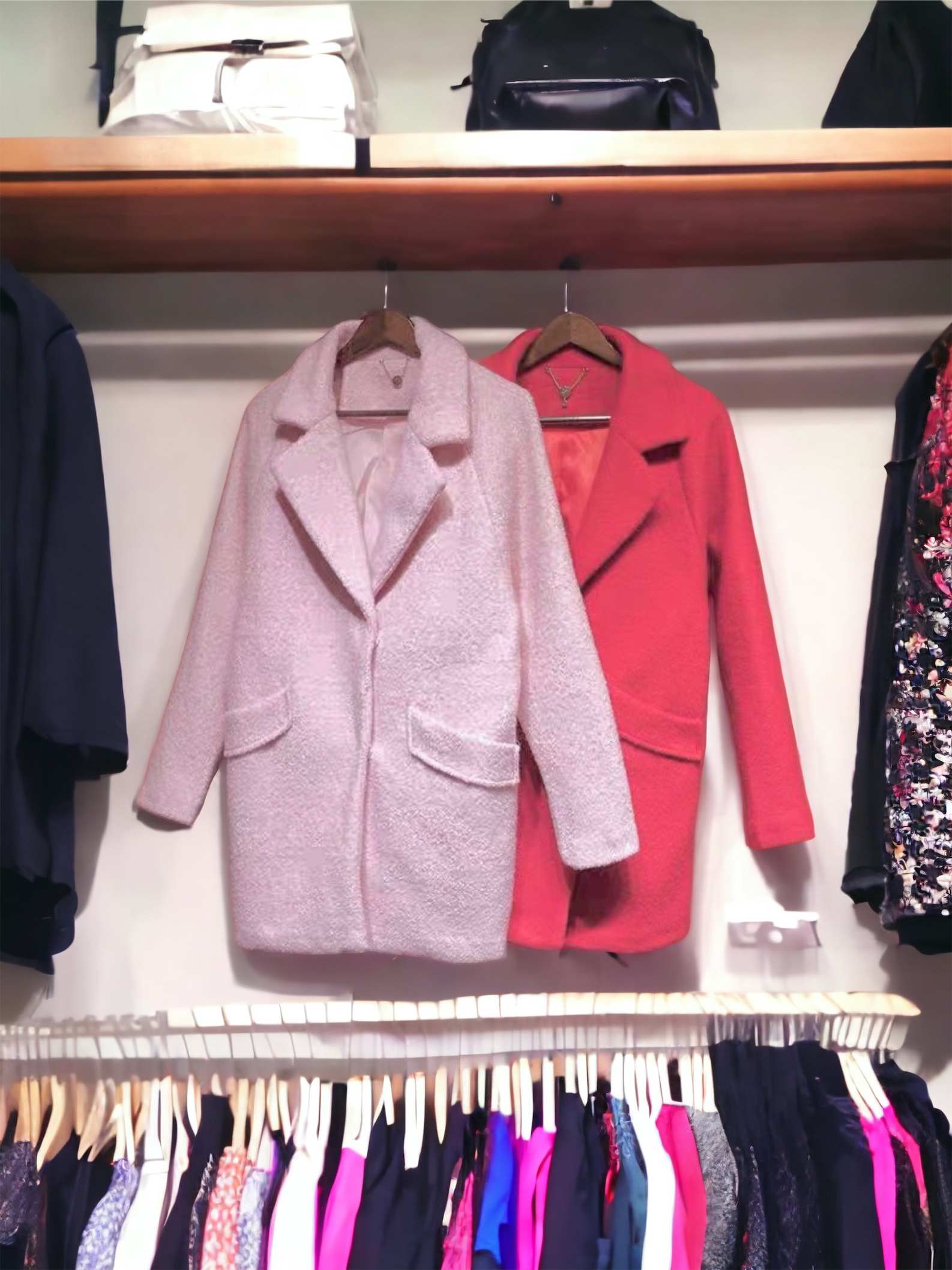 เสื้อโค้ท peacoat เสื้อโค้ทเฟอร์ โค้ทสักหลาดสีชมพูอ่อน แบรนด์ La'babite สำเนา สำเนา สำเนา สำเนา