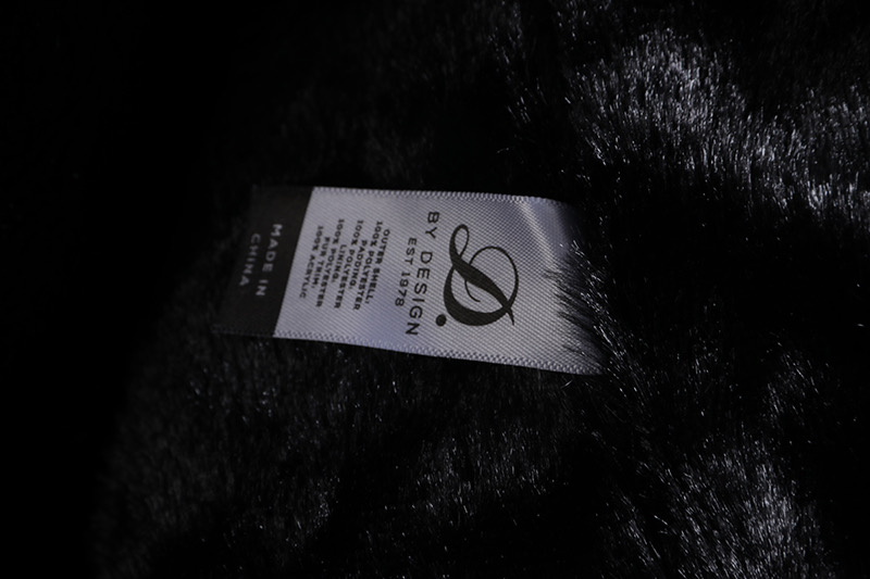 D by design เสื้อกันหนาว เสื้อฮู้ดเฟอร์ บุนวมอุ่น แบรนด์ D by design (padded puffer ดำ