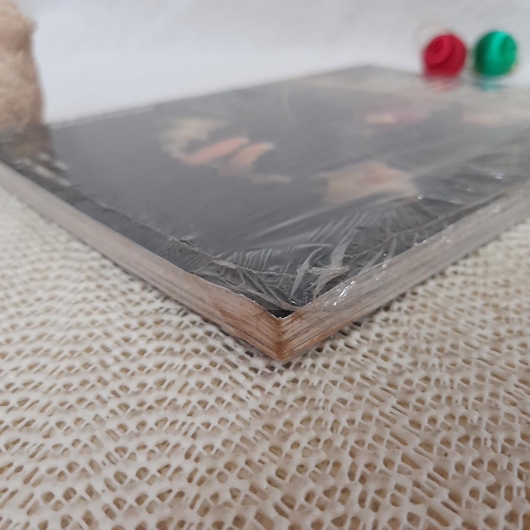 วัตสัน & โฮล์ม ถอดรหัสยีนส์ฆาตกรรม : สิ่งที่หลบซ่อนอยู่ในความมืด (บทแรก)