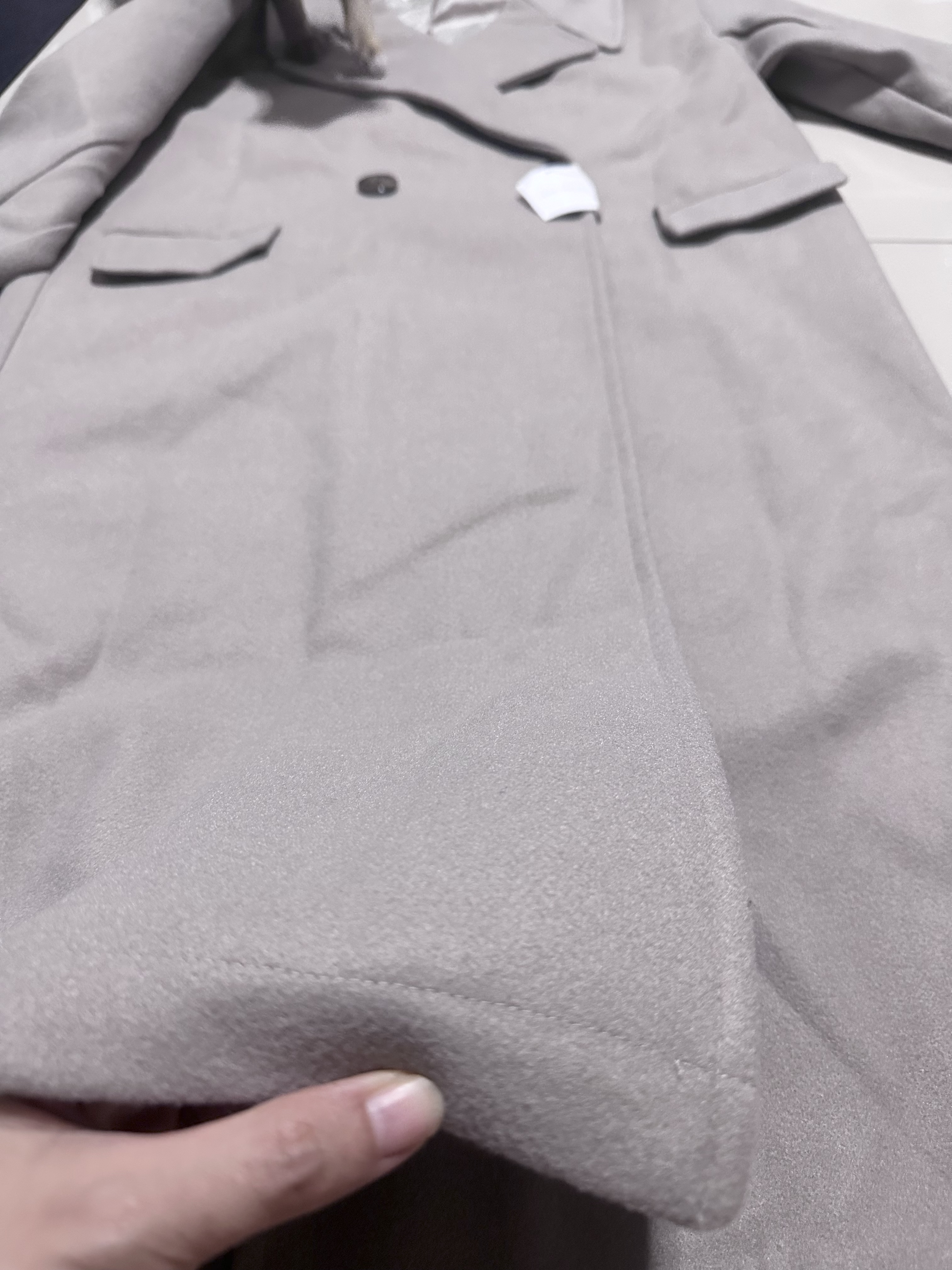 เสื้อโค้ทวูล Trench coat เสื้อโค้ทเฟอร์ โค้ทสักหลาดสีเทาอ่อน แบรนด์ RAY CASSIN