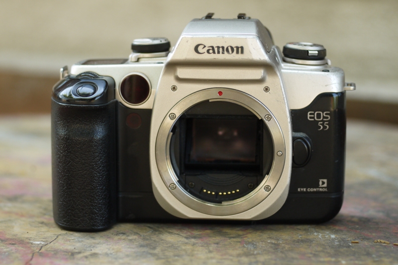 CANON EOS 55