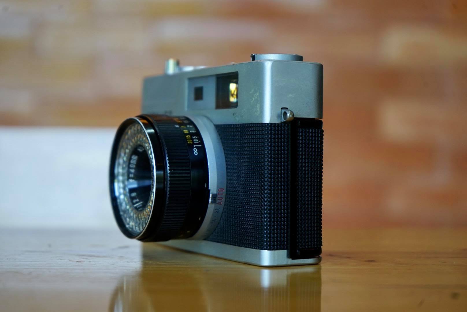 KONICA EE MATIC KONICA HEXANON 40MM.F2.8
