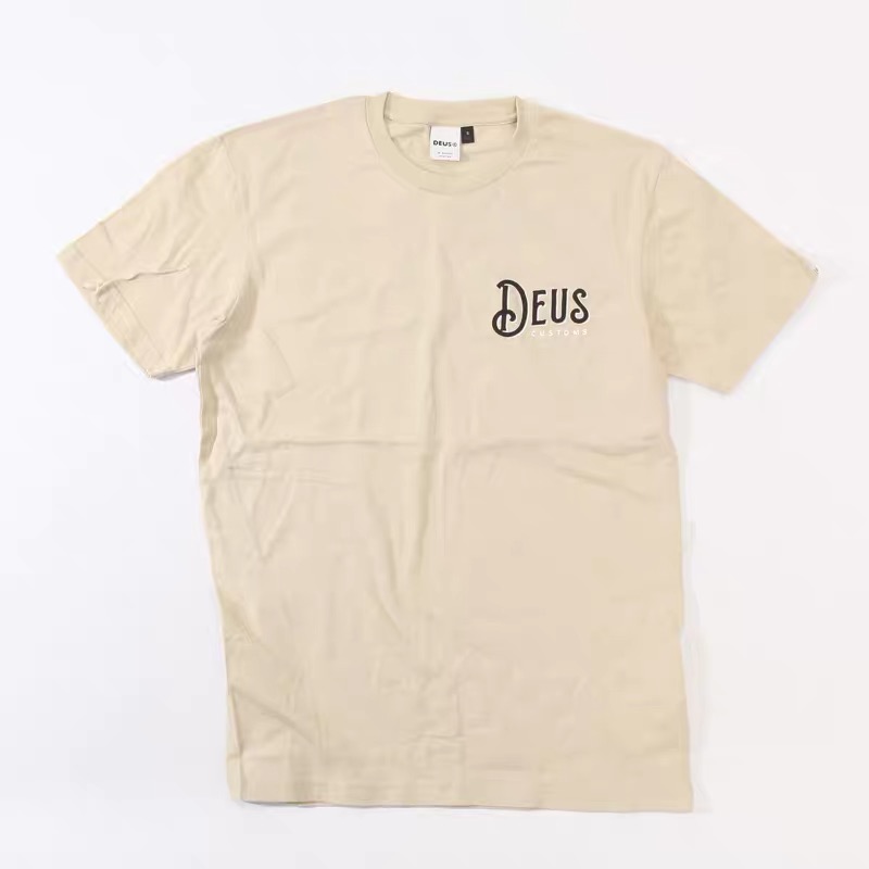 Deus เสื้อยืดแขนยาว คอกลม เสื้อDEUS สีครีม ผู้ชาย แบรนด์ DEUS แท้ คะ Size L/XL/XXL สำเนา สำเนา สำเนา สำเนา สำเนา สำเนา ครีม