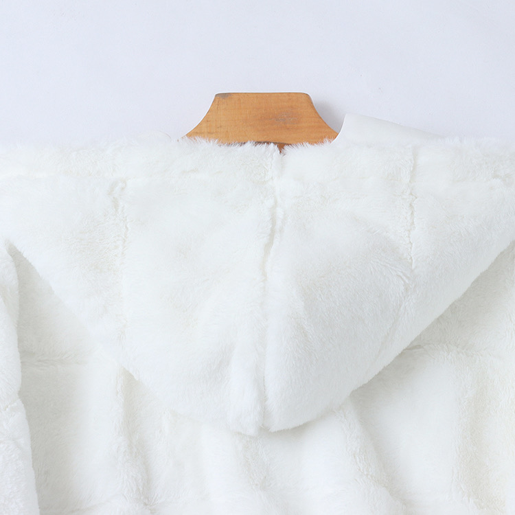 เสื้อเฟอร์กันหนาว หมวกฮู้ด เสื้อขน Fluffy coat แบรนด์ JOLIES & JOY ดำ