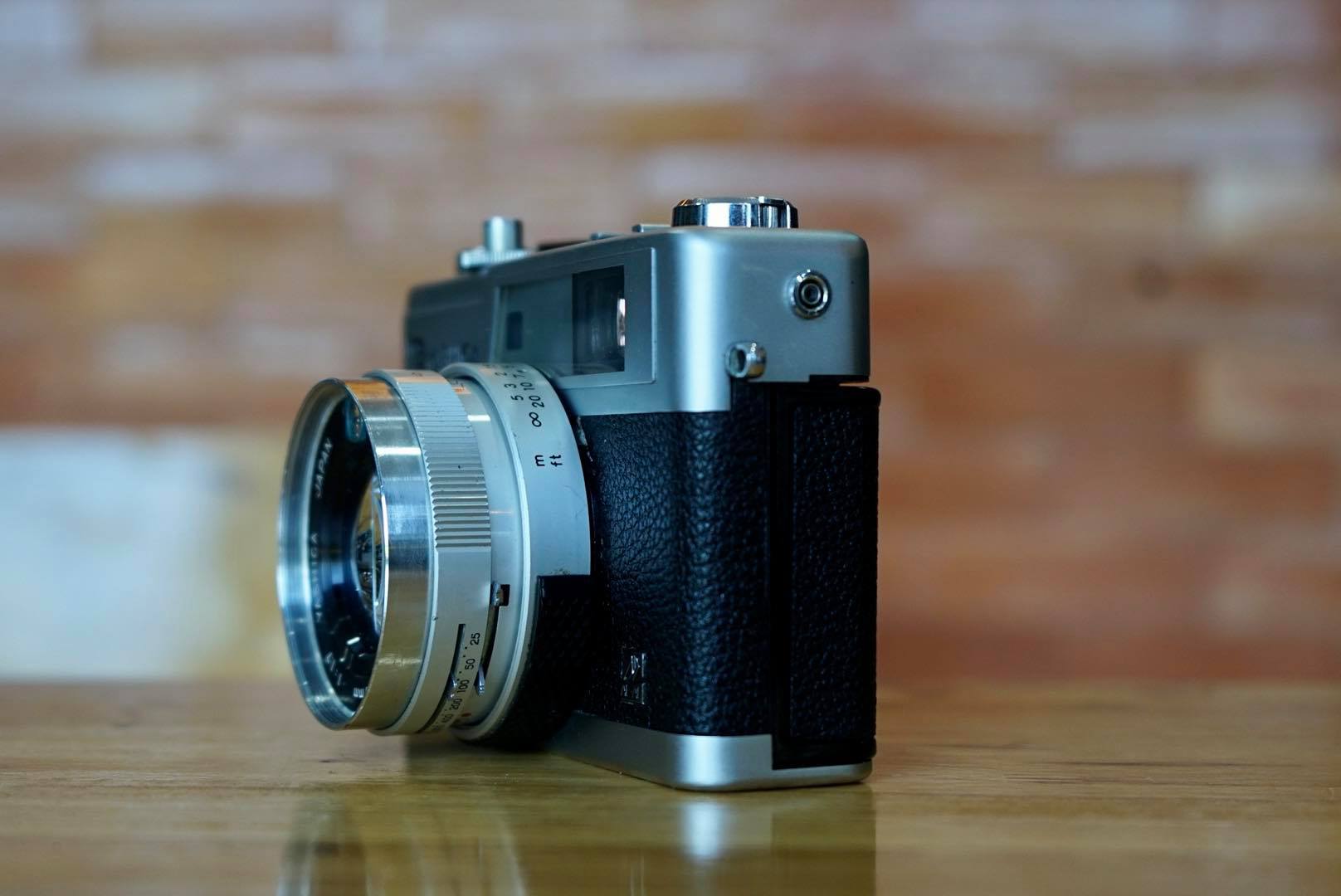 YASHICA ELECTRO 35GX YASHICA COLOR-YASHINON DX 40MM.F1.7