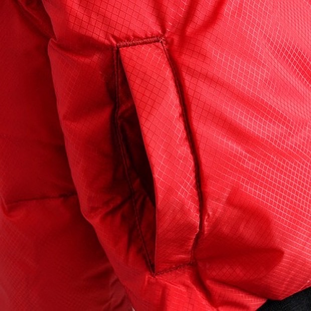 เสื้อฮูทขนเป็ด เสื้อฮู้ด กันหนาว สีแดงบุนวมอุ่น แต่งลายกราฟฟิค ERLI แดง