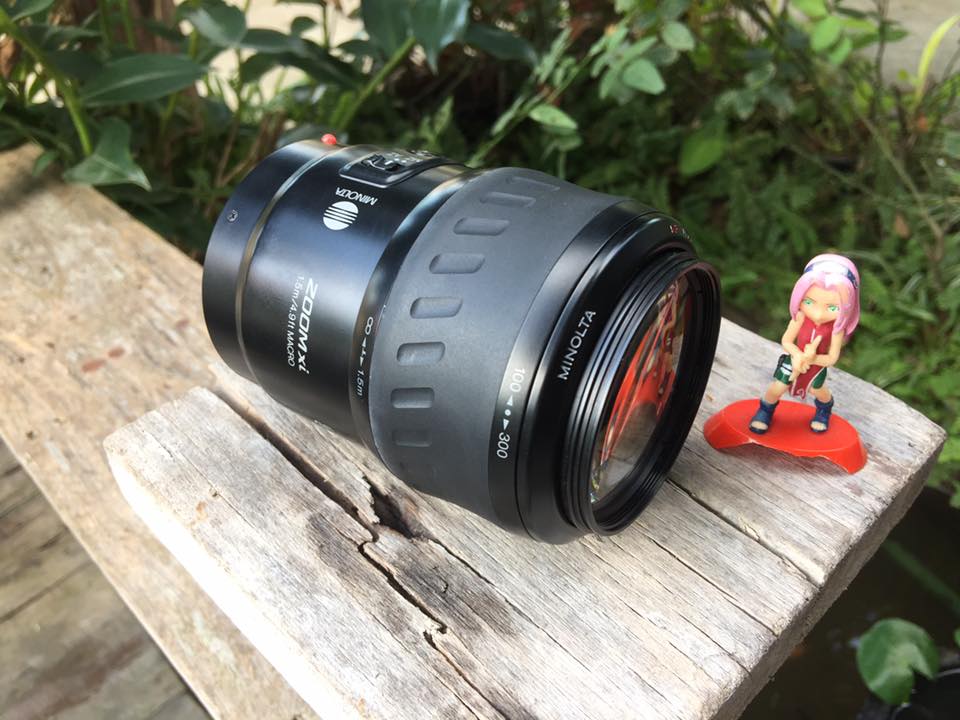 MINOLTA AF ZOOM XI 100-300MM.F4.5(32)-5.6 A MOUNT