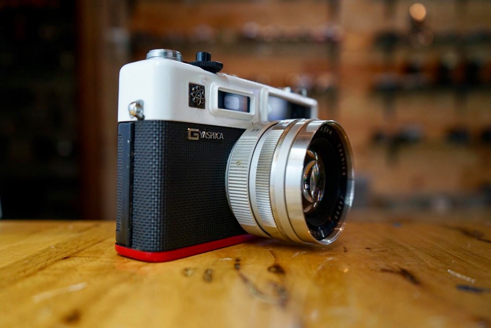 YASHICA ELECTRO 35G COLOR