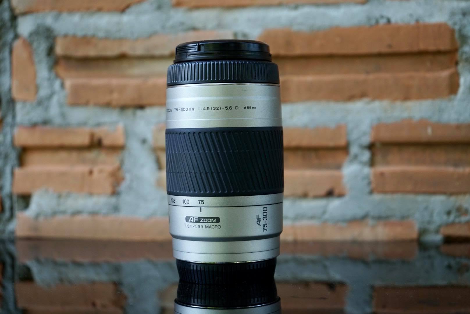 MINOLTA AF ZOOM 75-300MM.F4.5(32)-5.6(D) MA MOUNT