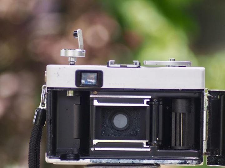KONICA C35 Flash matic