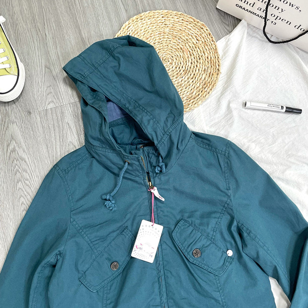 Flg เสื้อฮู้ด เสื้อแจ็คเก็ตหมวกฮู้ด สีน้ำเงินคราม FLG FLASH LIGHTSแพทเทินสวย เท่ห์ มาก แบรนด์Who.Au คะ สำเนา สำเนา สำเนา สำเนา สำเนา สำเนา สำเนา คราม