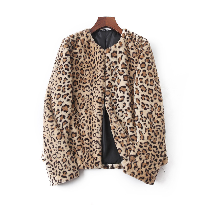 Selected เสื้อเฟอร์กันหนาว เสื้อขน Fluffy coat ลายเสือ แบรนด์ SELECTED สำเนา