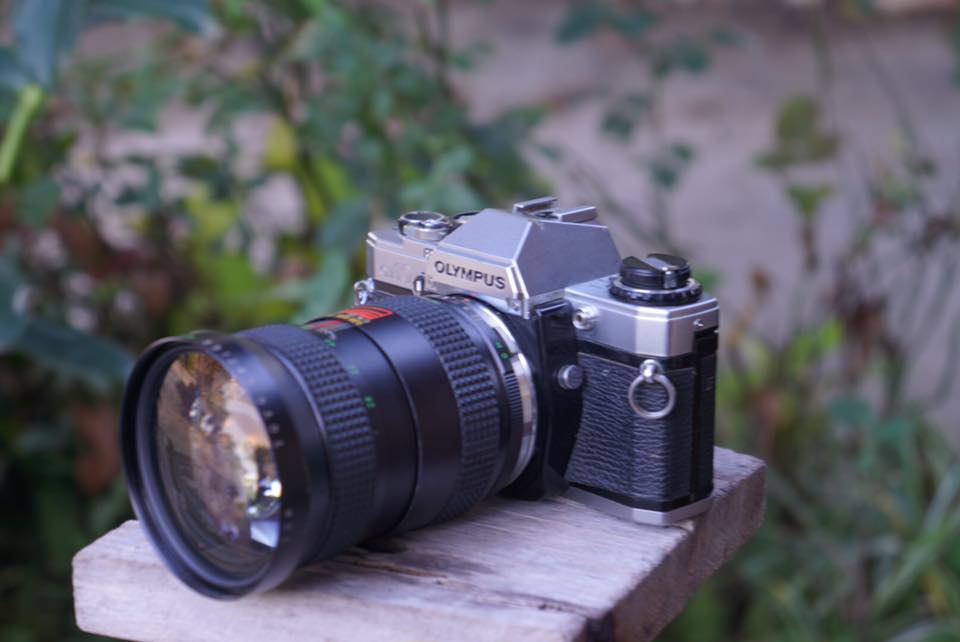 OLYMPUS OM-10 TOYO OPTICS MC ZOOM 28-80MM.F3.5 MACRO