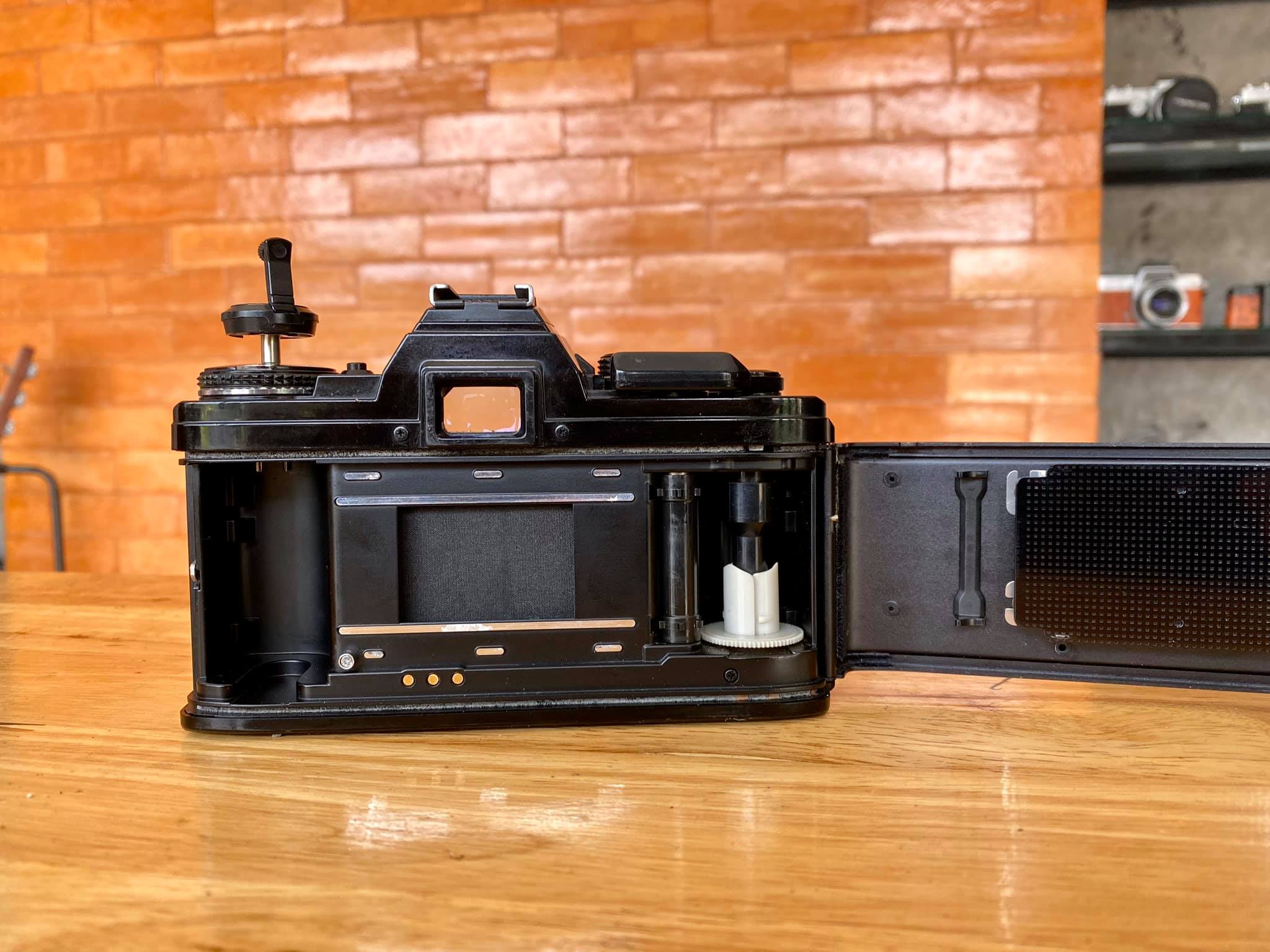 MINOLTA X-700(BODY)
