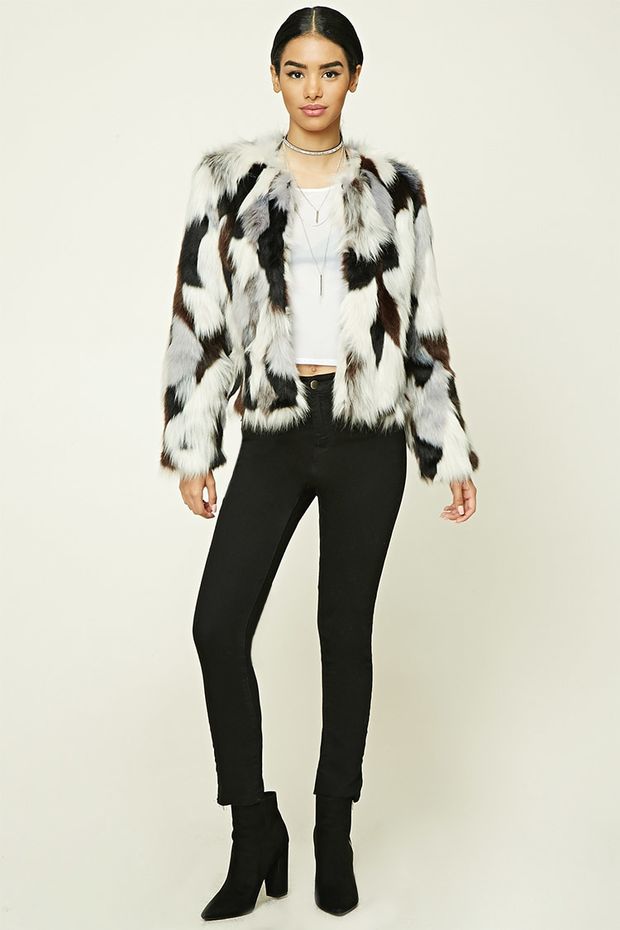 Forever21 เสื้อคลุมกันหนาว เสื้อขนเฟอร์ แบรนด์FOREVER21 เสื้อคลุมแต่งขน สลับสี ขนสวย นุ่มพริ้วมากคะ ขาวดำน้ำตาล