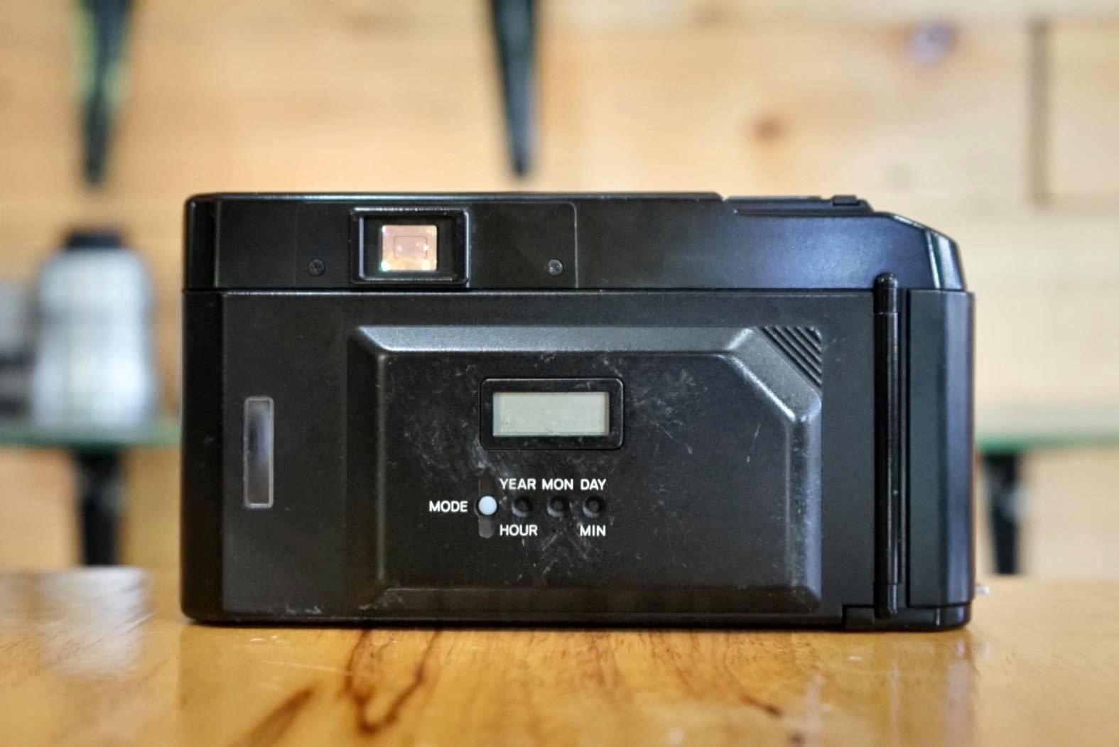 MINOLTA AF TELE QUARTZ DATE