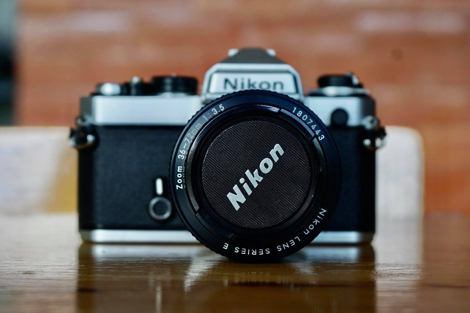 NIKON FE NIKON LENS SERIES E ZOOM 36-72MM.F3.5