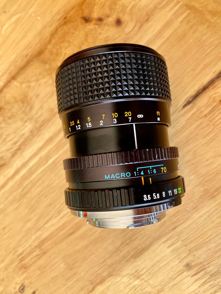 MINOLTA MD ZOOM 28-70MM.F3.5-4.8 MACRO