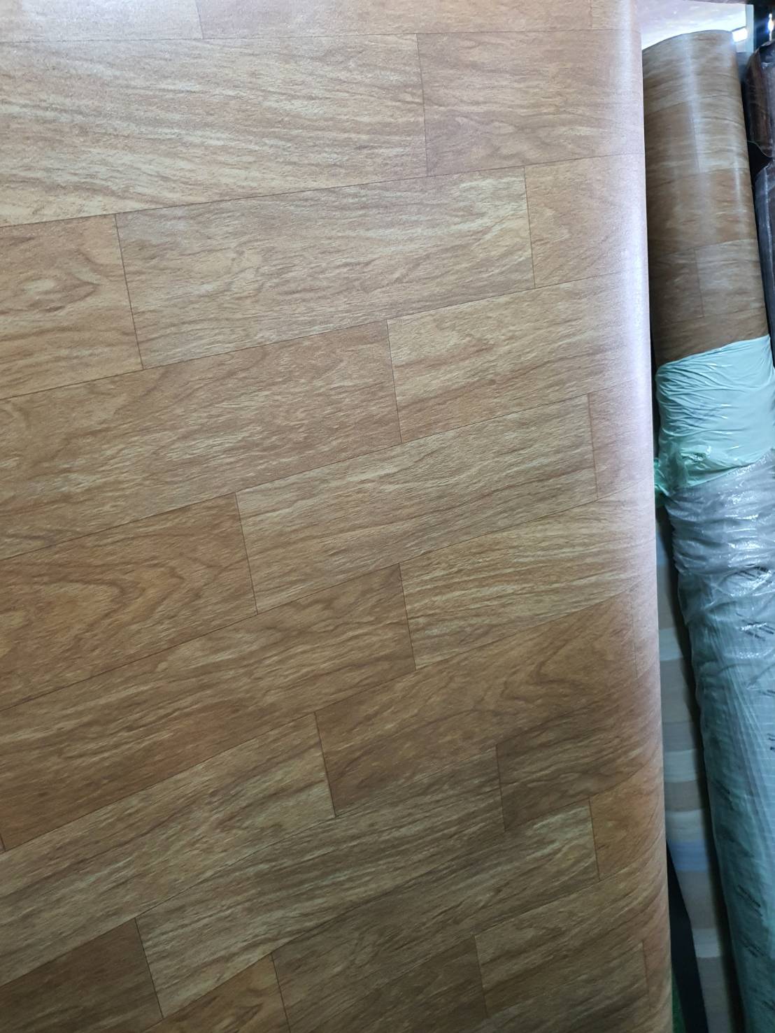 เสื่อน้ำมัน มาใหม่ 1 มิถุนายน 2567