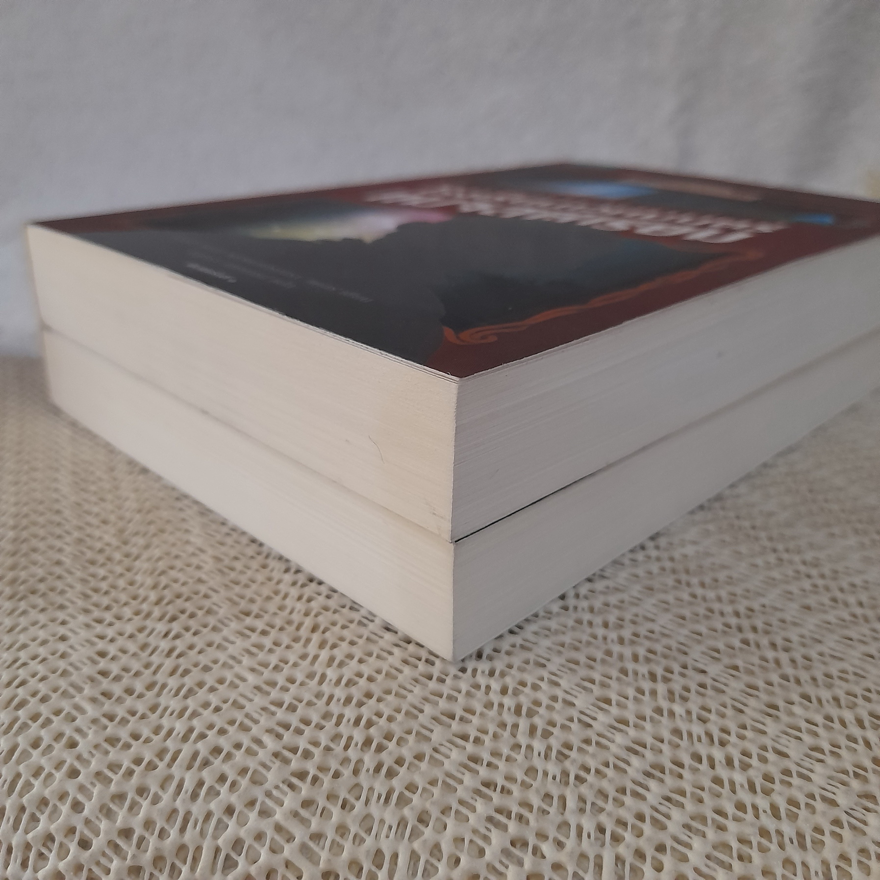 โรงเรียนเวทมนตร์ แมจิสตีเรียม (ขายแยกเล่ม)