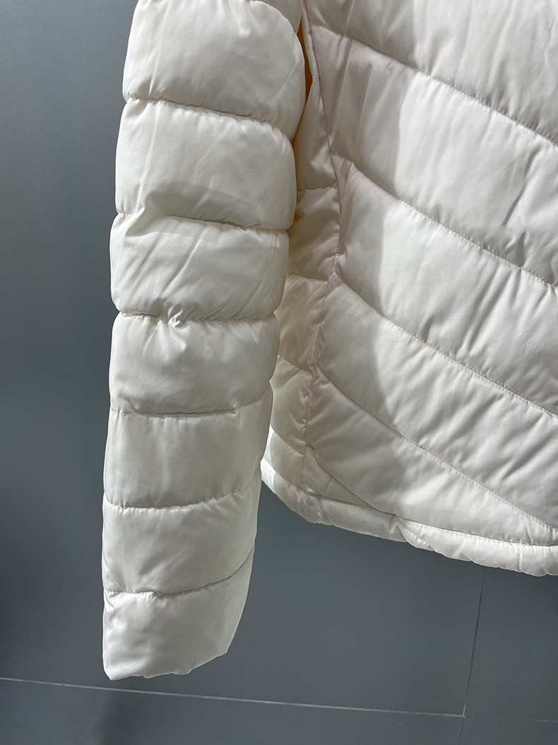 Gap เสื้อกันหนาว โค้ทฮู้ดเฟอร์ บุนวมอุ่น สีขาว แบรนด์ GAP(padded puffer coat