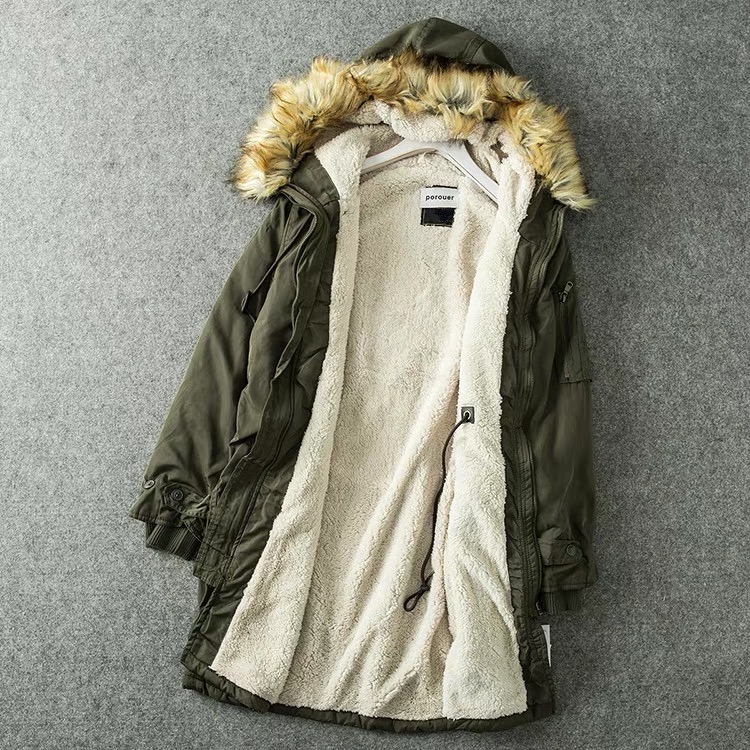 Private pause เสื้อโค้ทฮูท กันหนาว Parka สีดำ เนื้อผ้าไนล่อนสังเคราะห์ แบรนด์ Private pause แต่งขนเฟอร์ ซับขนอุ่นด้านใน เฟอร์สวย พริ้วมากคะ (ขนเฟอร์ถอดได้คะ) งานสวย บุนวมอุ่น ใส่ติดลบได้เลยคะ Size XS/S/M/ L/XL/XXL สำเนา ดำ