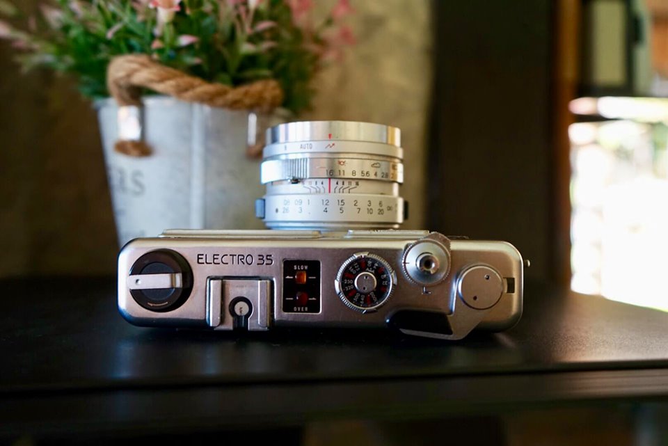 Yashica Electro 35 GSN COLOR YASHINON DX 45MM. F1.7