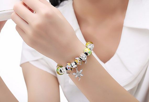 สร้อยข้อมือ Diy สไตล์ Pandora สร้อยข้อมือ ผู้หญิง Hand made ร้อย Glass Bead สีเหลือง ห้อยจี้ ผีเสื้อ ติดเพชร CZ ของขวัญสุดหรู 625887