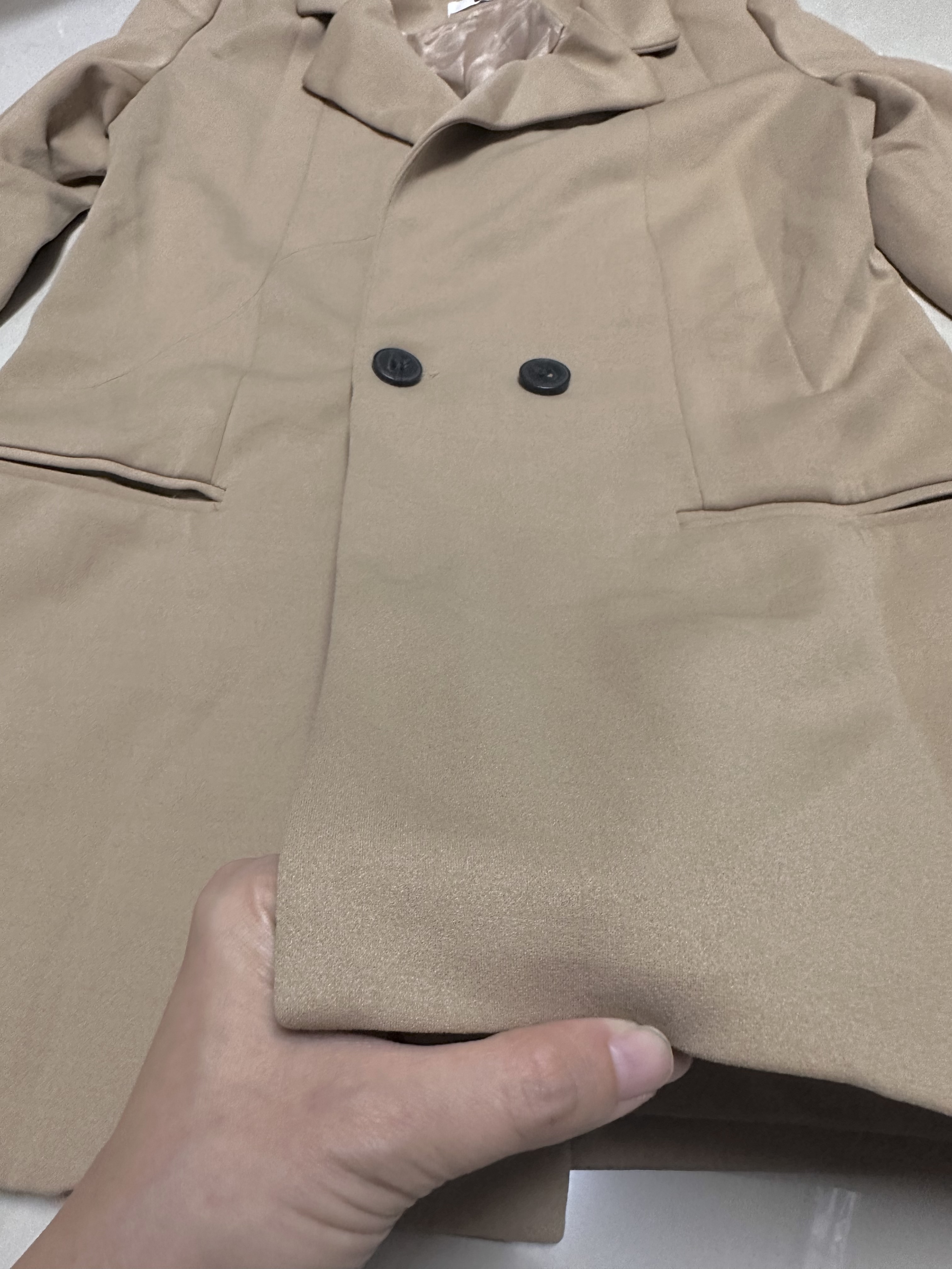 aiku เสื้อนอก เสื้อคลุม เสื้อสูท สีนู้ด สีเบจอ่อน แบรนด์ Aiku
