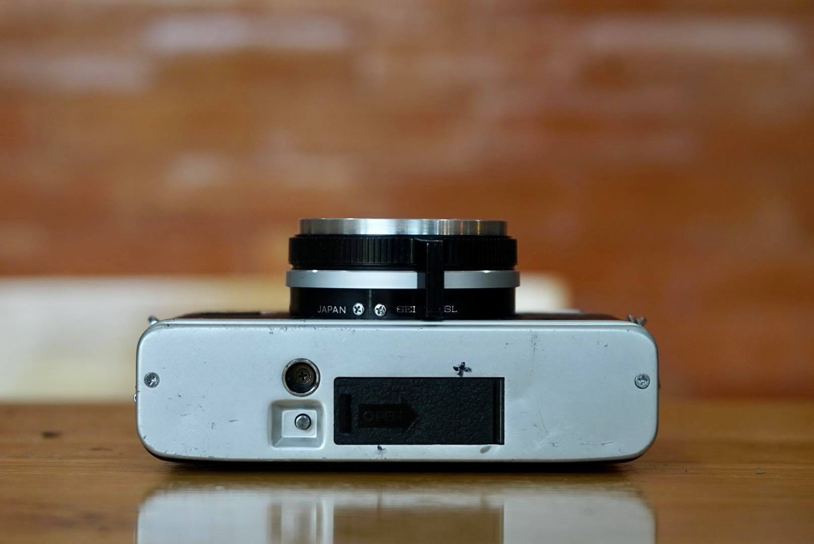 MINOLTA HI-MATIC F MINOLTA ROKKOR 38MM.F2.7